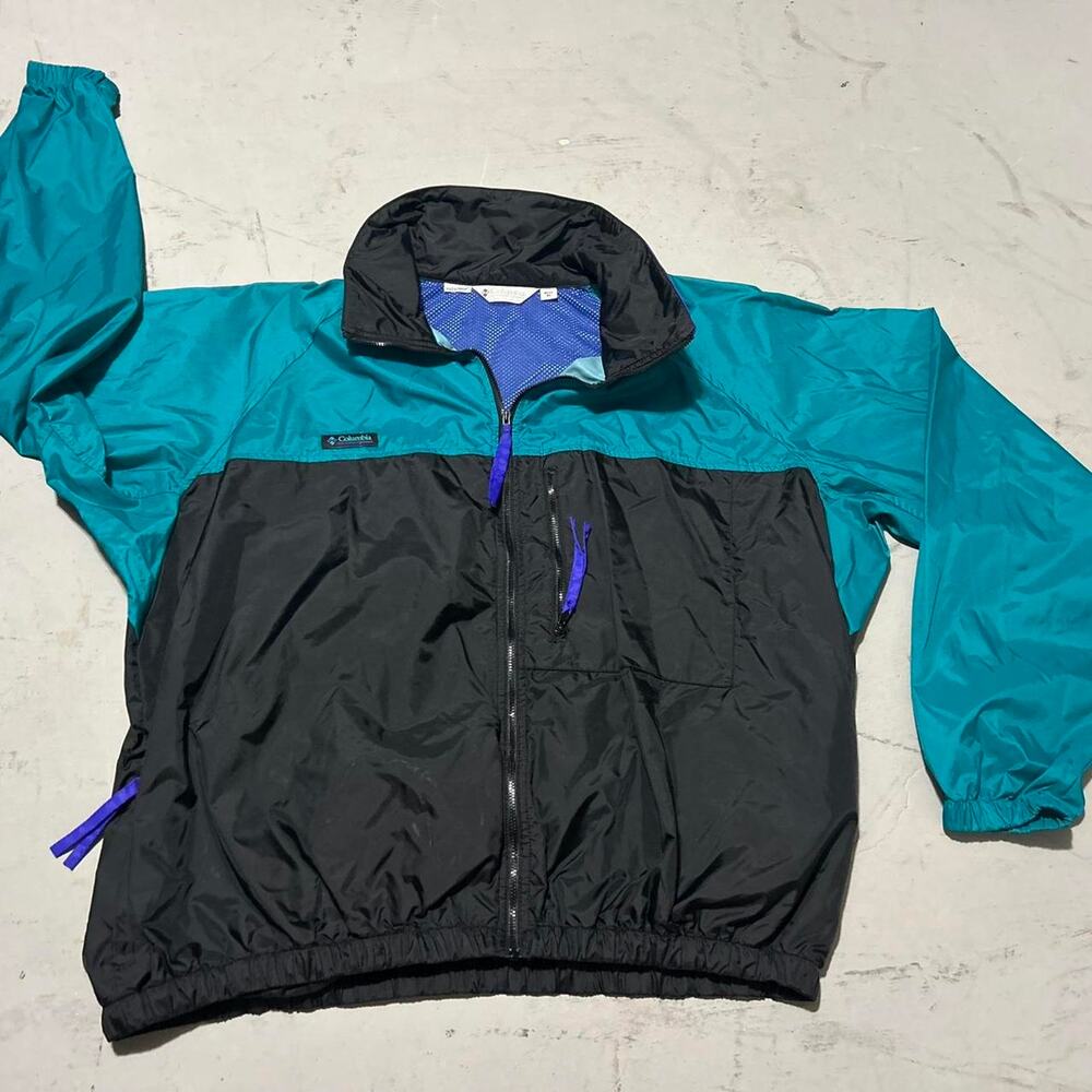 Mens vintage columbia nylon sportswear Windbreaker - Black & Green - Size XL